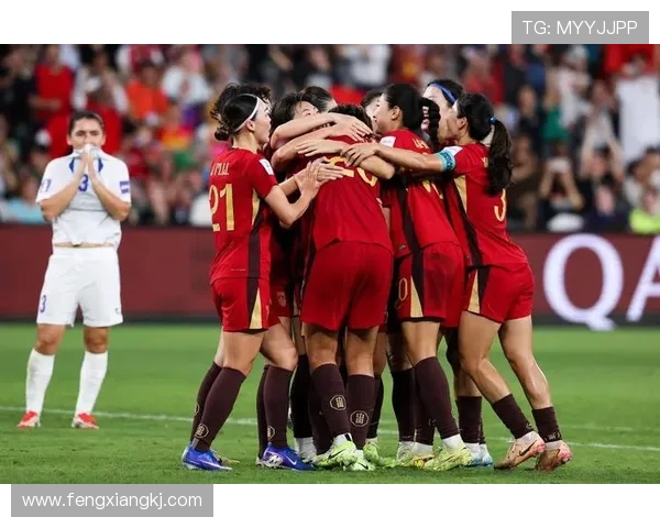 中国女足上半场领先乌兹别克邵子钦制造点球并成功罚入控球率超八成