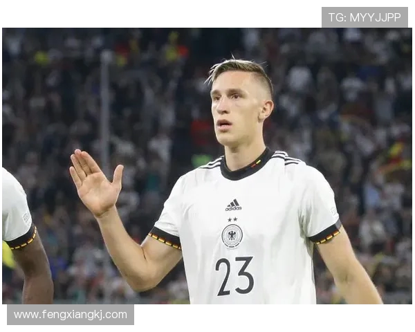 拜仁高层赫内斯与鲁梅尼格一致支持引进施洛特贝克